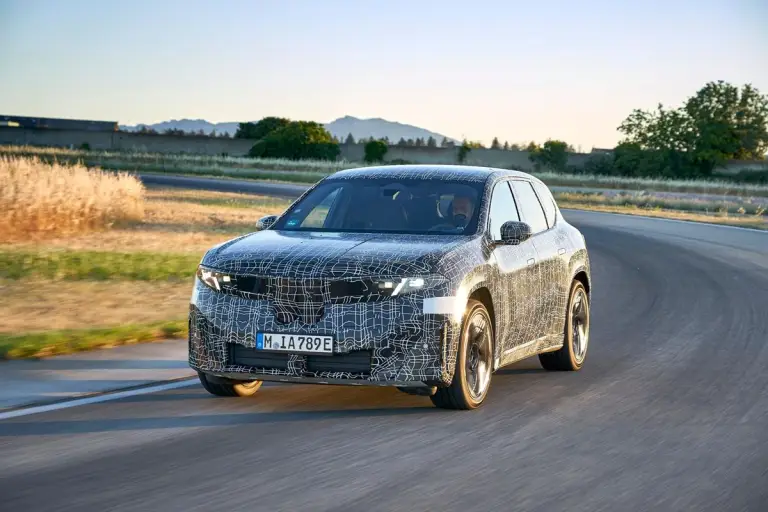 BMW iX3 2026 - Test prototipi - 24