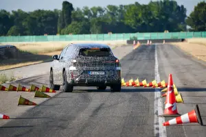BMW iX3 2026 - Test prototipi - 63