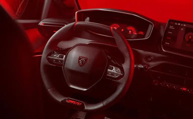 Peugeot E-208 GTi - 5
