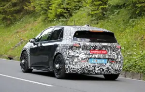 Cupra Born 2026 - Foto spia 16-06-2025 - 10