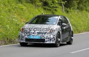 Cupra Born 2026 - Foto spia 16-06-2025 - 2