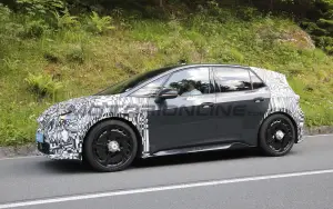 Cupra Born 2026 - Foto spia 16-06-2025 - 7