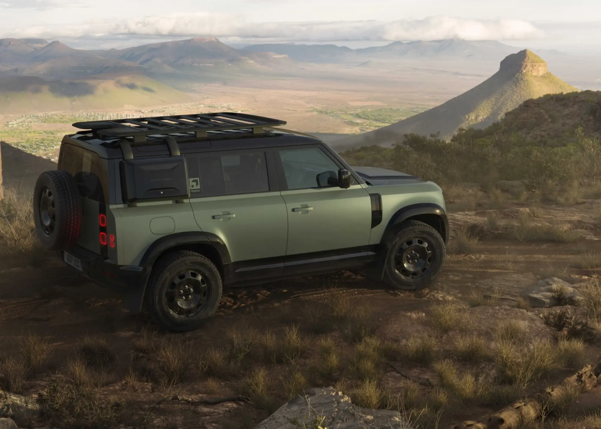 Land Rover Defender 110 Trophy Edition - 4