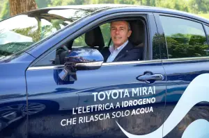 Toyota Mirai - Car sharing idrogeno Venezia - 6