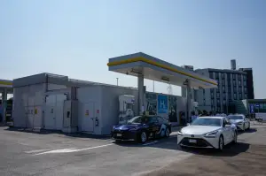 Toyota Mirai - Car sharing idrogeno Venezia - 9