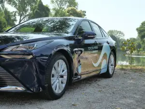 Toyota Mirai - Car sharing idrogeno Venezia - 11