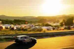 Volkswagen Golf GTI - Successo al Nurburgring - 4