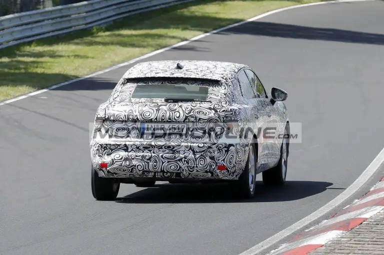 Audi Q3 Sportback - Foto spia 24-6-2025 - 10