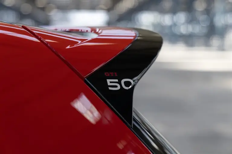 Volkswagen Golf GTI Edition 50 - Foto ufficiali - 14