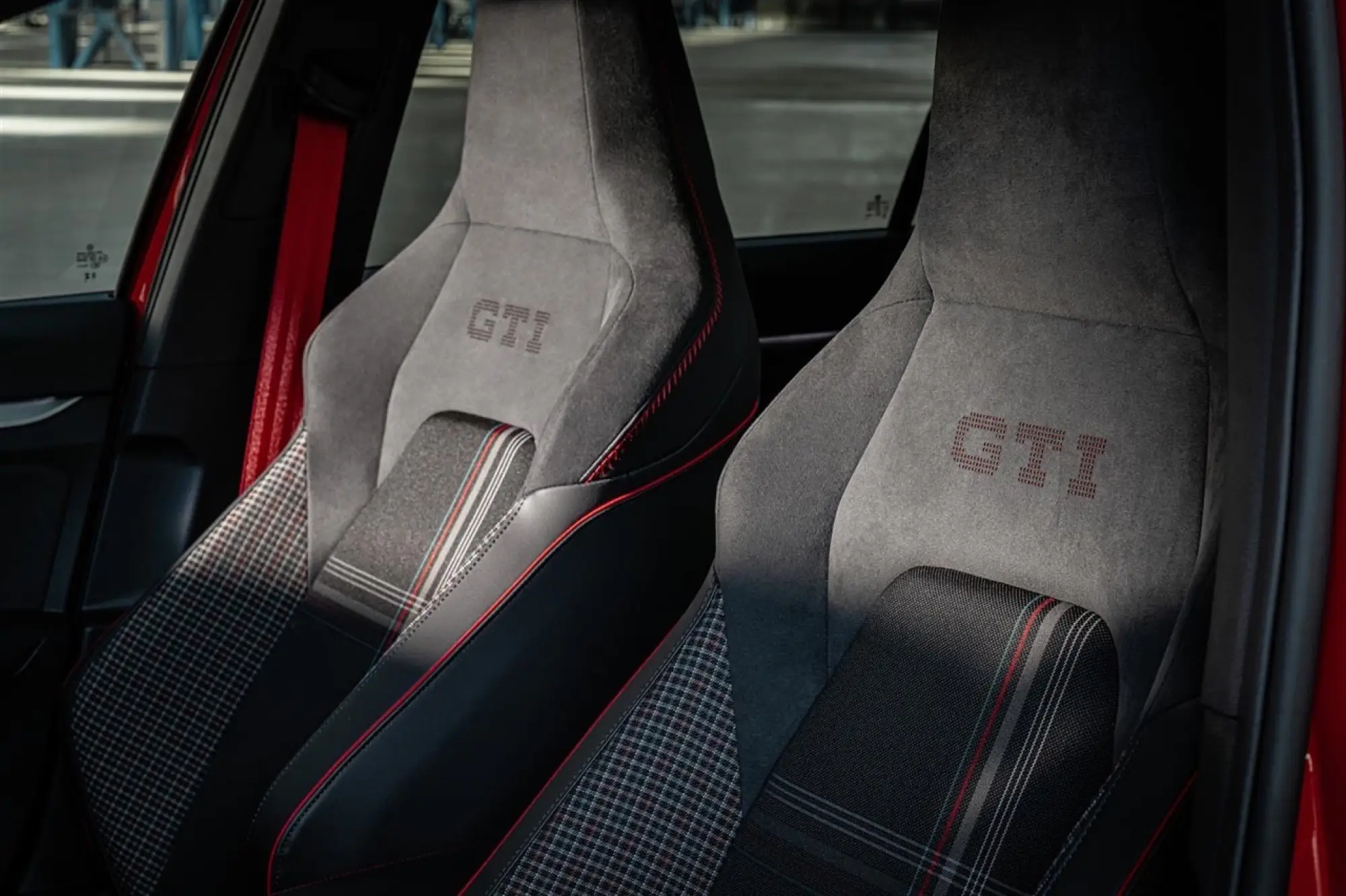 Volkswagen Golf GTI Edition 50 - Foto ufficiali - 17