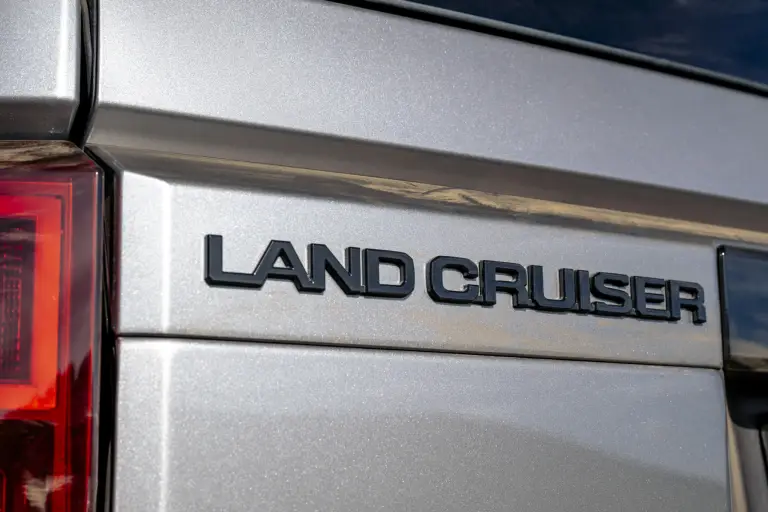 Toyota Land Cruiser mild-hybrid - 2