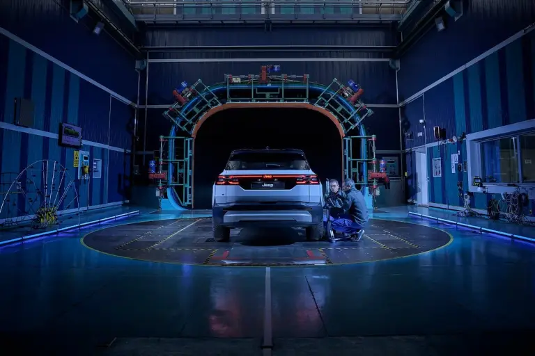 Nuova Jeep Compass - plasmata dal vento - 5