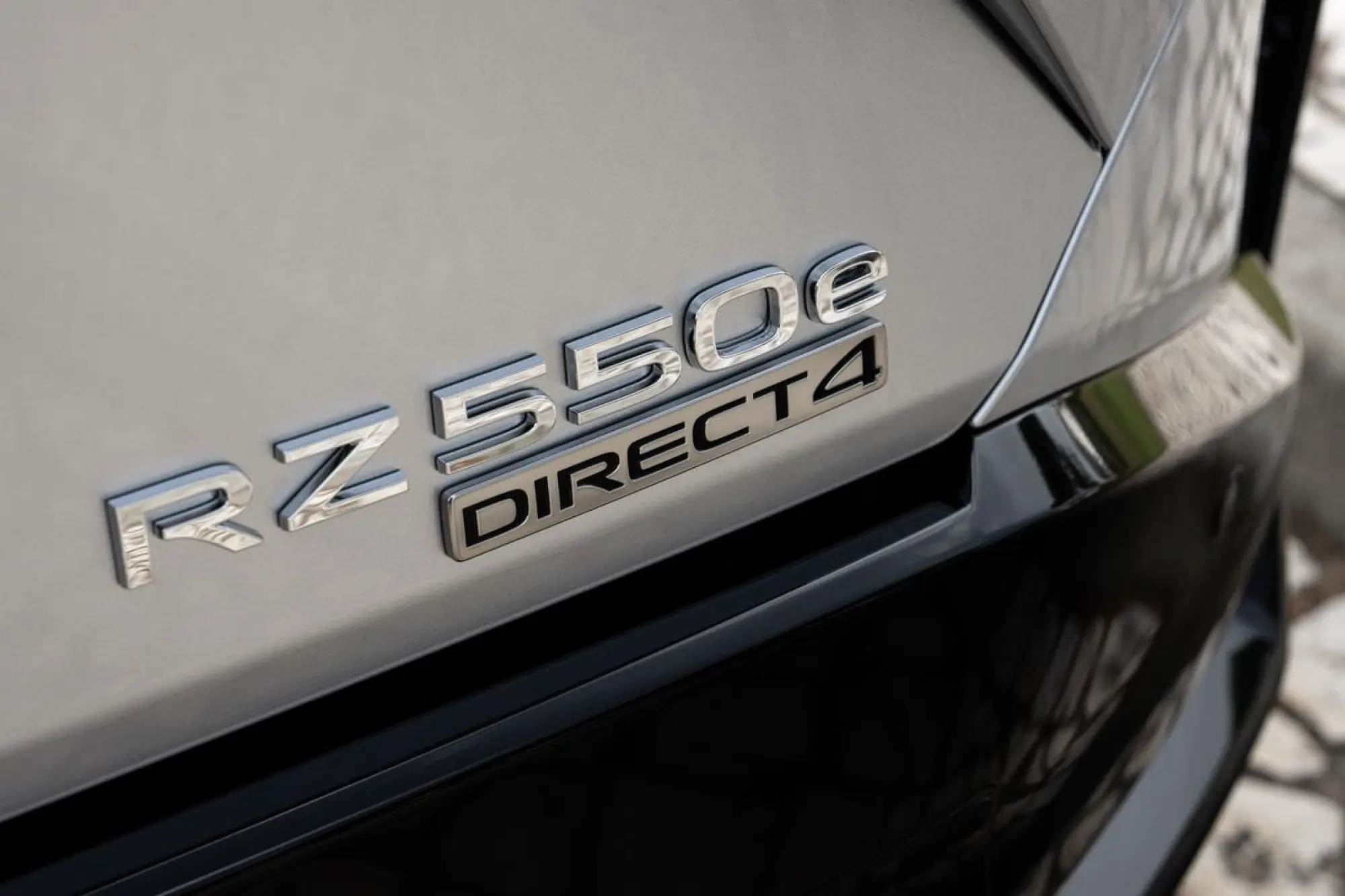 Lexus RZ 2025 - 30