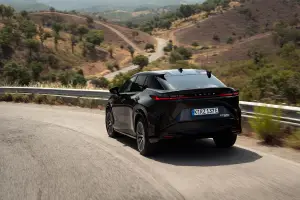 Lexus RZ 2025 - 4