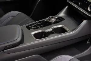 Lexus RZ 2025 - 31