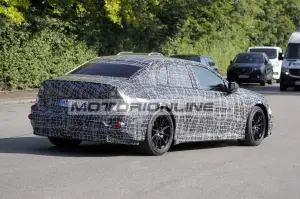 BMW M3 - Foto spia 1-7-2025 - 7