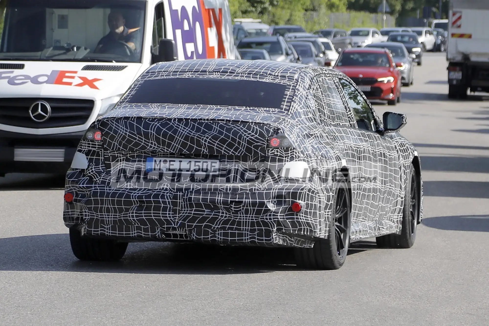 BMW M3 - Foto spia 1-7-2025 - 12