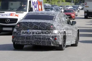 BMW M3 - Foto spia 1-7-2025 - 12