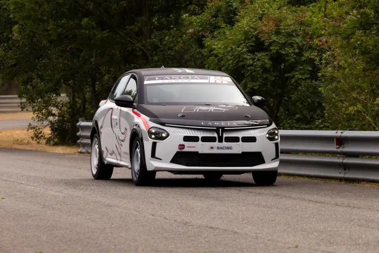 Lancia Ypsilon HF Racing - 2