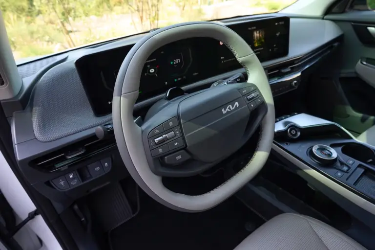 Kia EV6 2025 - Foto ufficiali - 2