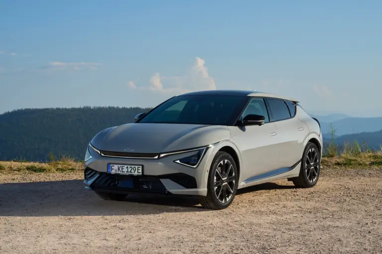 Kia EV6 2025 - Foto ufficiali - 15