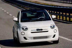 FIAT 500 Hybrid - Mirafiori