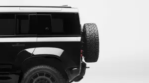 Land Rover Defender Octa Black