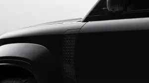 Land Rover Defender Octa Black