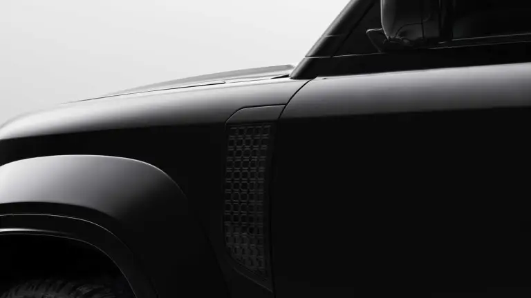 Land Rover Defender Octa Black - 5