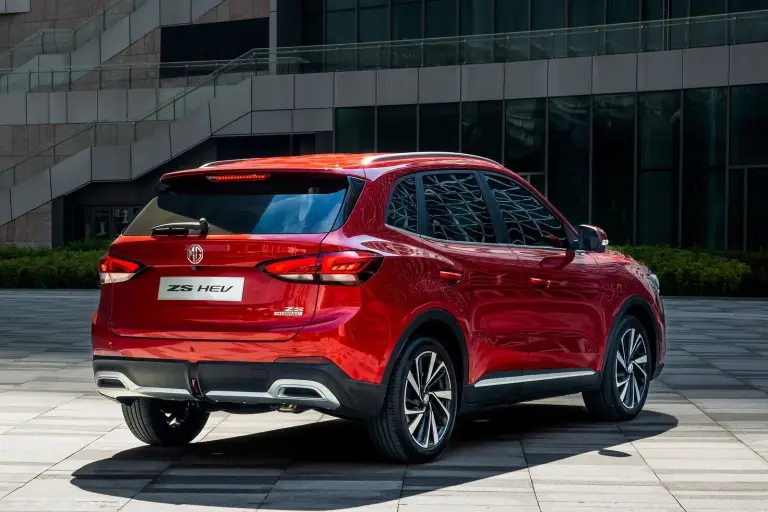 MG ZS 2025: prezzo, foto, dimensioni, allestimenti - 7