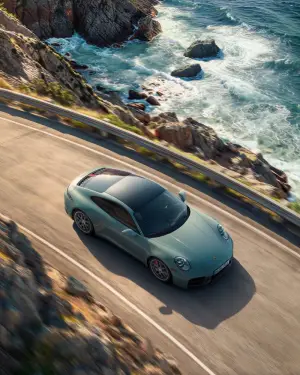Porsche 911 Carrera 4S 2025 - 5
