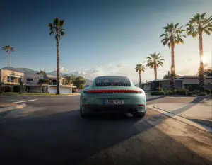 Porsche 911 Carrera 4S 2025 - 4