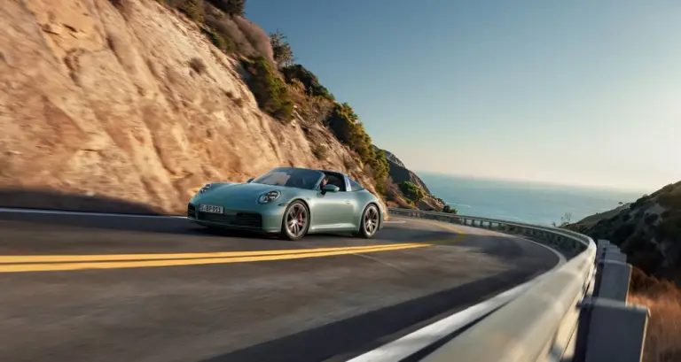 Porsche 911 Carrera 4S 2025 - 2