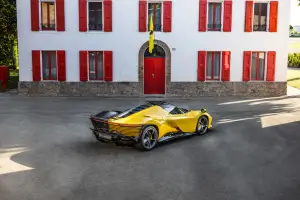 Ferrari Daytona SP3 Tailor Made - 9