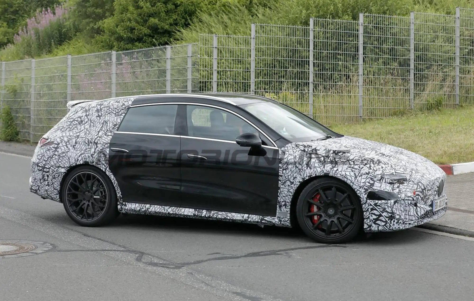 Mercedes-AMG CLA Shooting Brake - Foto spia 10-07-2025 - 2