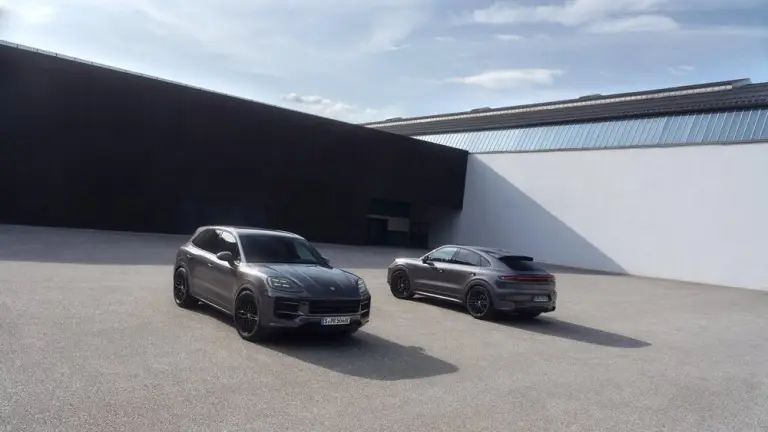 Porsche Cayenne e Taycan Black Edition - 8