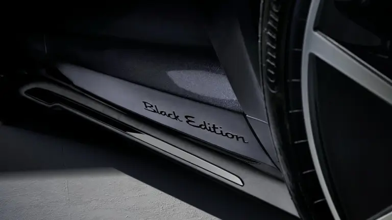 Porsche Cayenne e Taycan Black Edition - 4