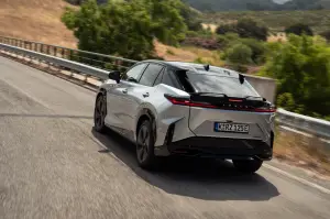 Lexus RZ 2025 - 1
