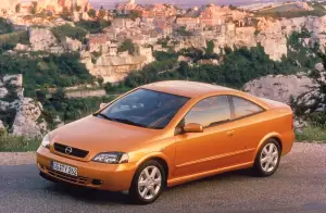 Opel Astra Coupe - 25 anni - 5