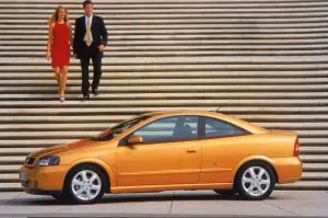 Opel Astra Coupe - 25 anni - 3