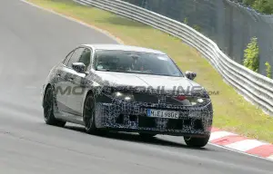 BMW M5 2027 - Foto spia 17-07-2025 - 2