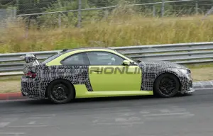 BMW M2 Track Pack - Foto spia 17-07-2025 - 5