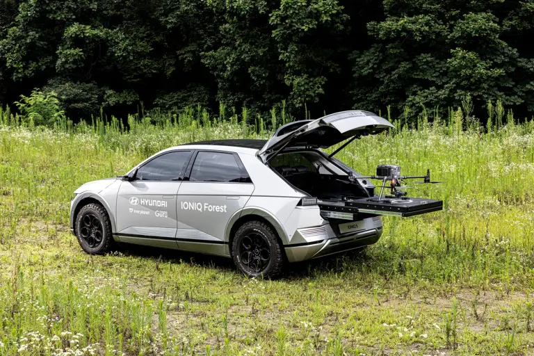 Hyundai Ioniq 9 Seed Ball Drone Station - 4