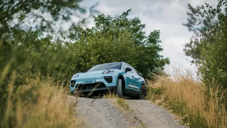 Porsche Macan - 1 milione di esemplari - 2