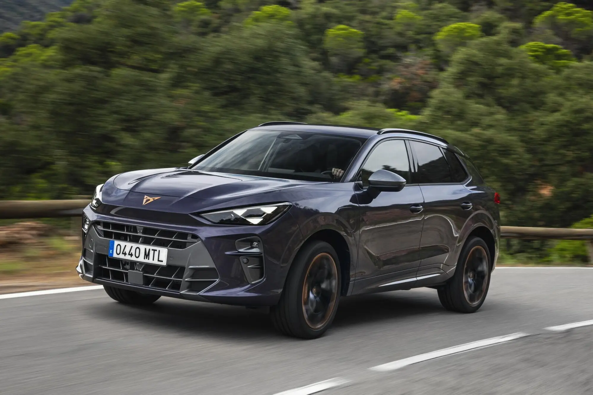 Cupra Terramar 2025: prezzo, foto, dimensioni, allestimenti - 3