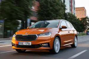 Skoda Fabia 2025: prezzo, foto, dimensioni, allestimenti