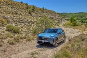 Peugeot E-5008 - Ardeche