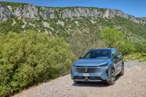 Peugeot E-5008 - Ardeche