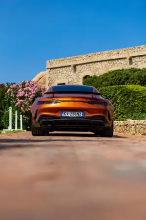 Mercedes-AMG GT 2025