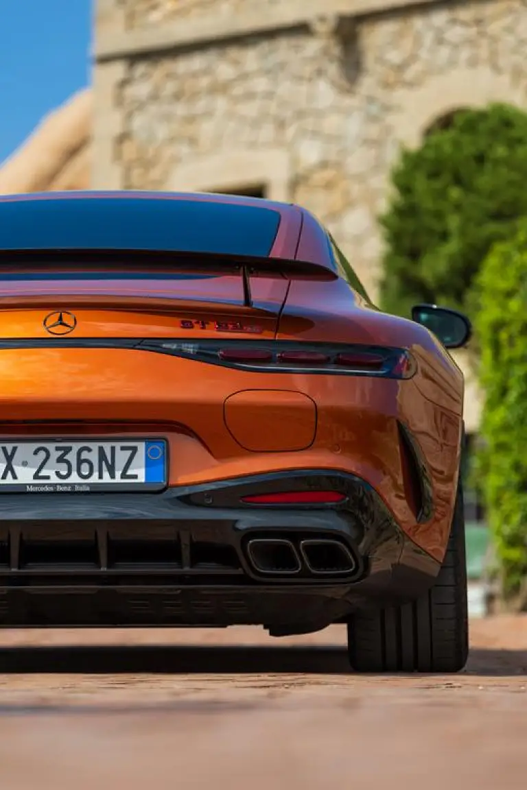Mercedes-AMG GT 2025 - 30